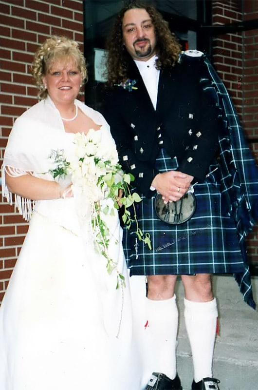Dawn and Ian Gordon on their wedding day