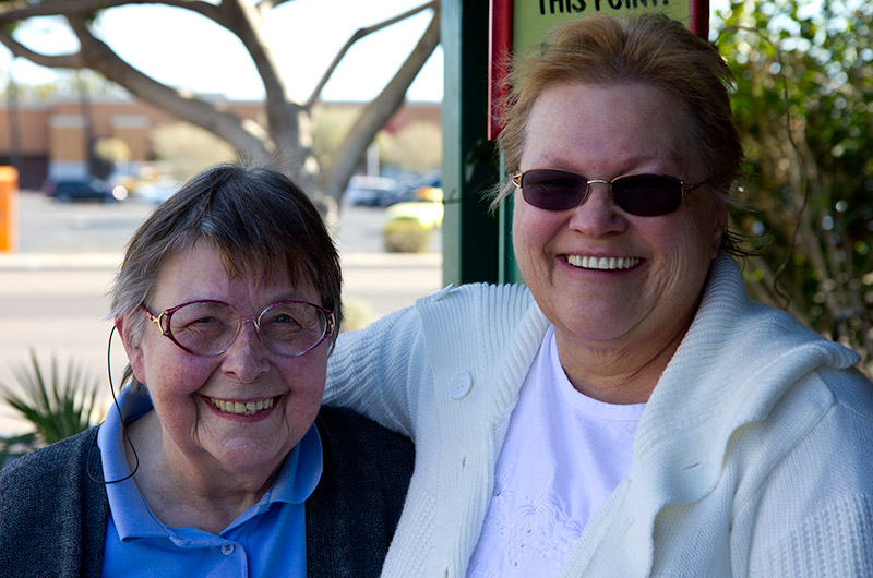 Jutta Engelhardt and Karen Goff meeting for lunch in Phoenix, Arizona