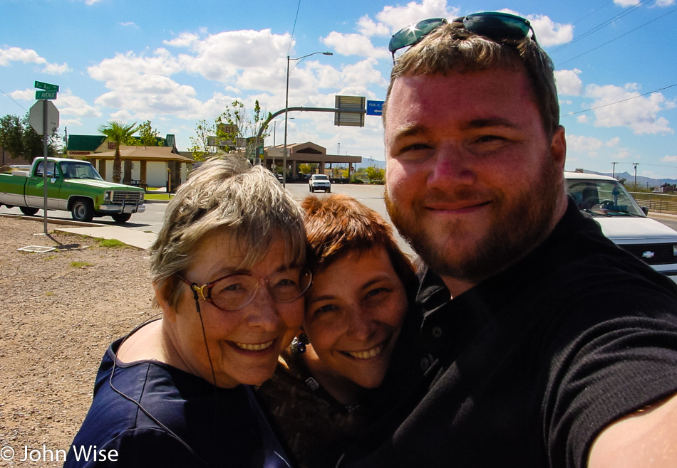 Jutta Engelhardt, Caroline Wise, and John Wise at the Mexican border in Naco, Arizona