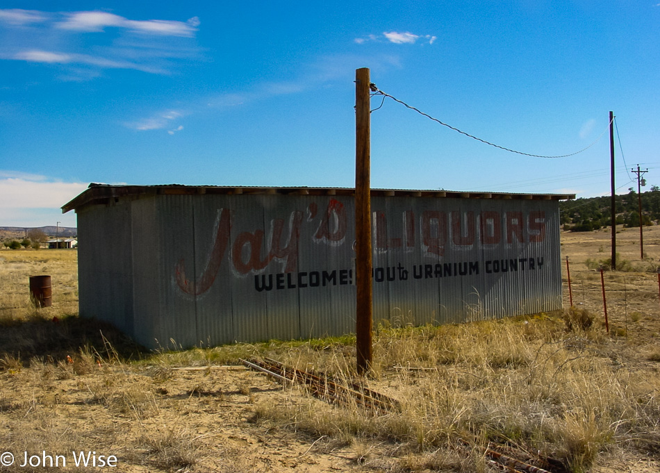 Jay's Liquors near Grants, New Mexico
