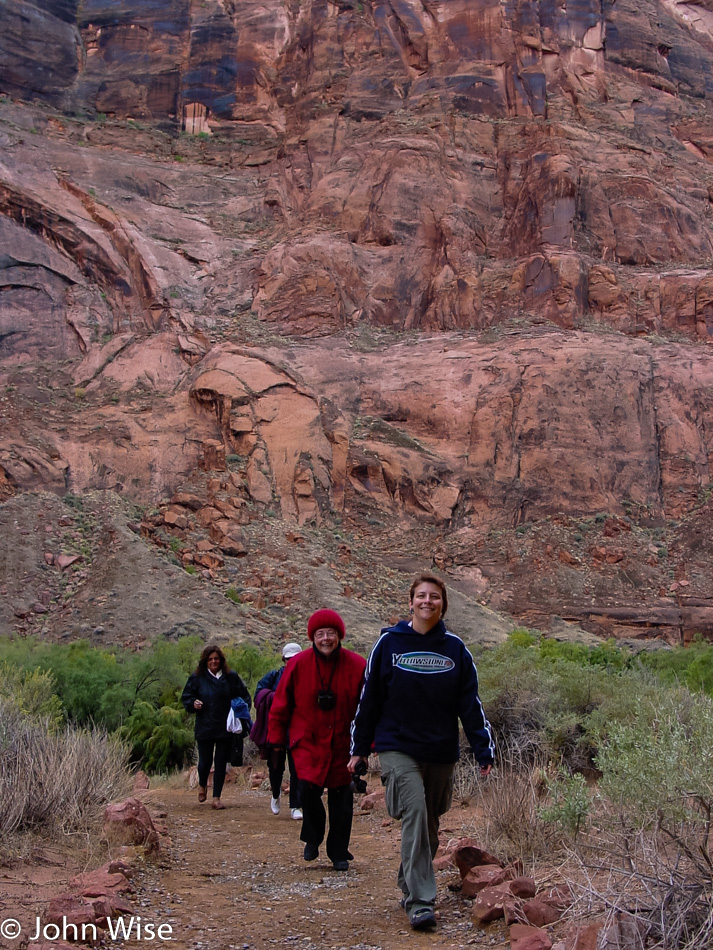 Caroline Wise and Jutta Engelhardt on the Colorado River between Lake Powell and Lee's Ferry at the Grand Canyon in Arizona