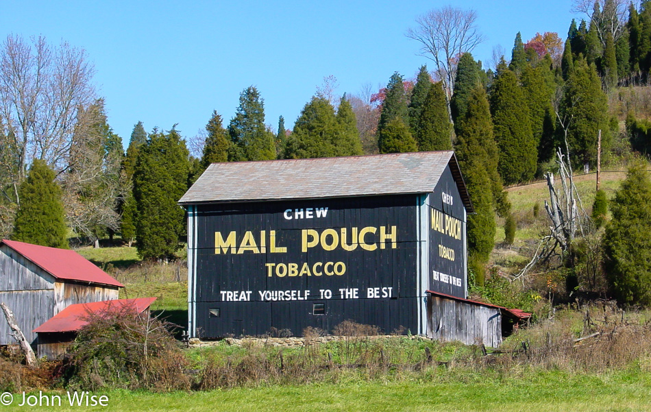 A barn with "Mail Pouch Tobacco" emblazoned on it just north of Marietta, Ohio on State Route 60