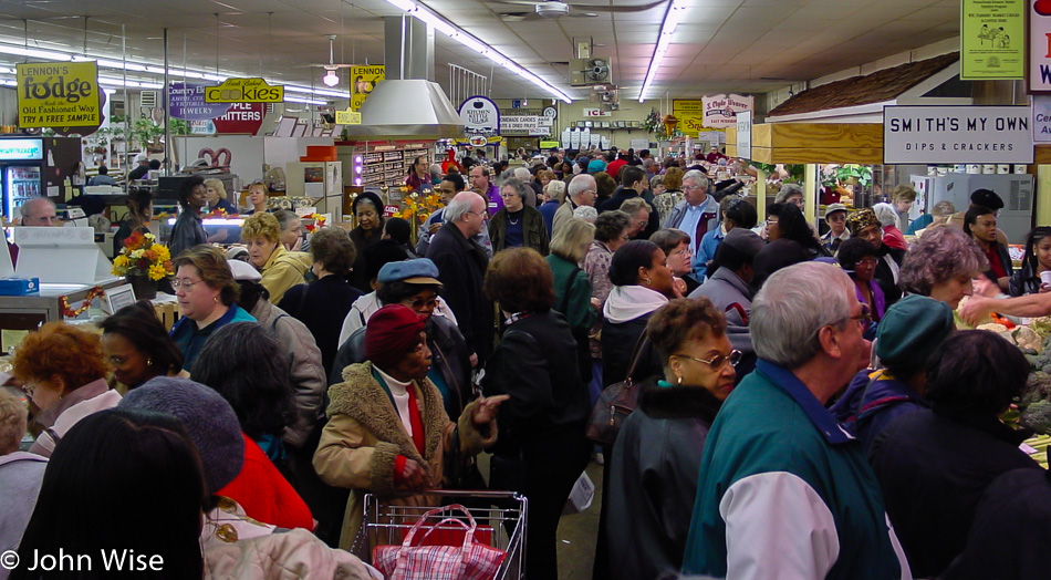 Farmers Market in Bird-in-Hand, Pennsylvania