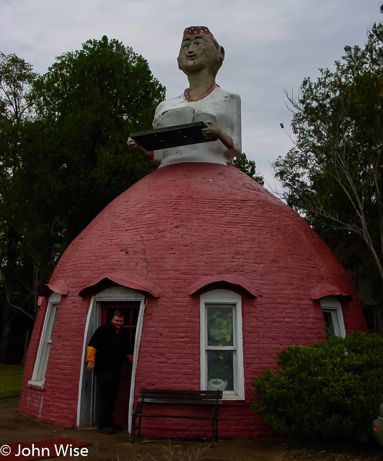 Mammy's Cupboard near Natchez, Mississippi