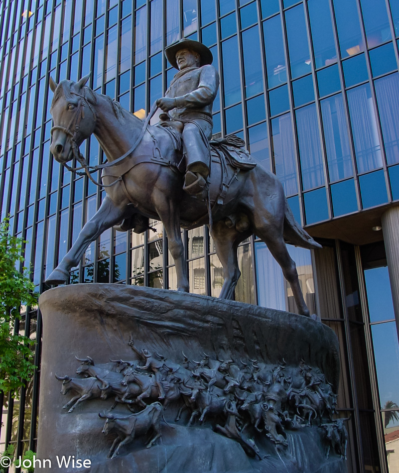 John Wayne statue in Beverly Hills, California