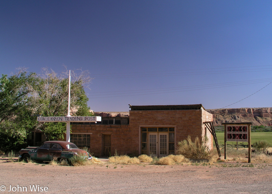 Cow Canyon Trading Post in Bluff, Utah