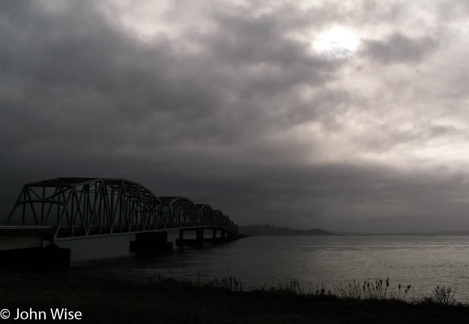 Looking south from Washington to Oregon