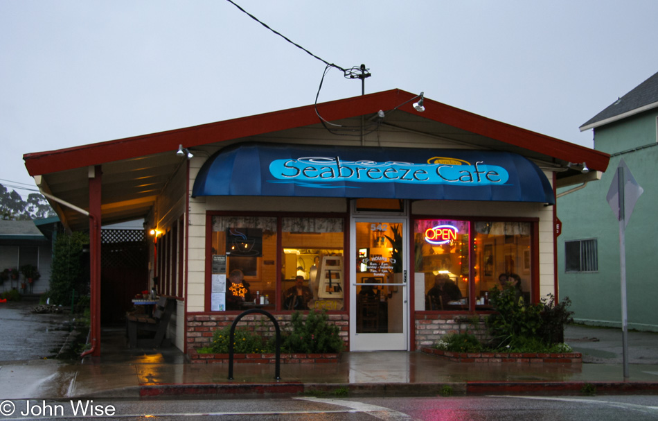 Linda's Seabreeze Cafe in Santa Cruz, California