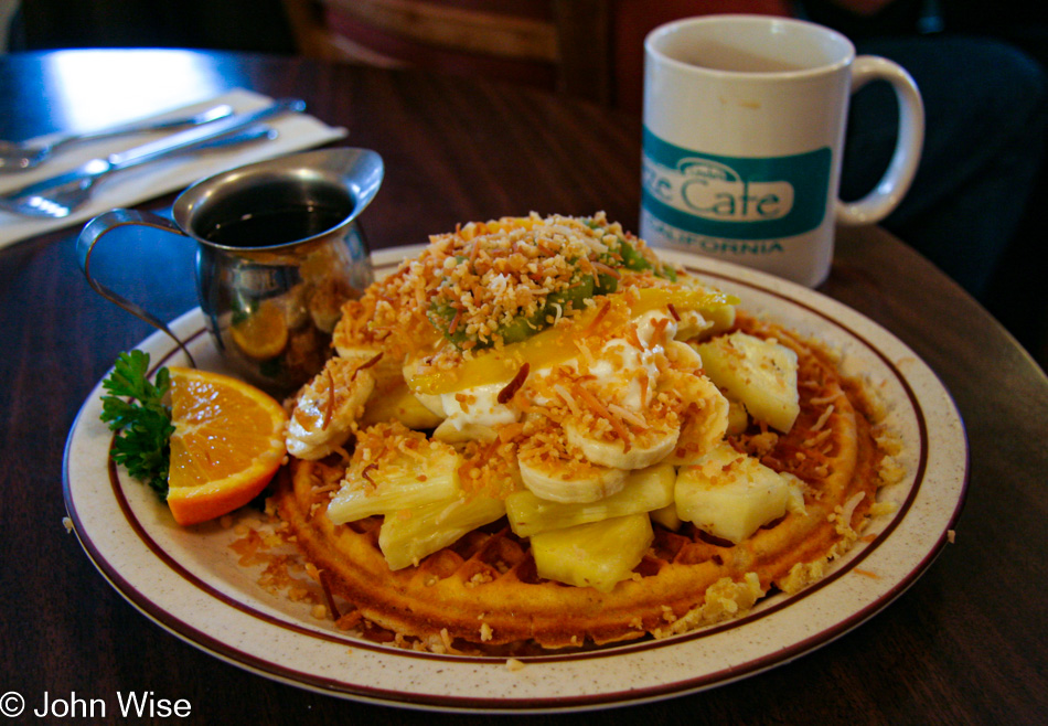 Linda's Seabreeze Cafe in Santa Cruz, California