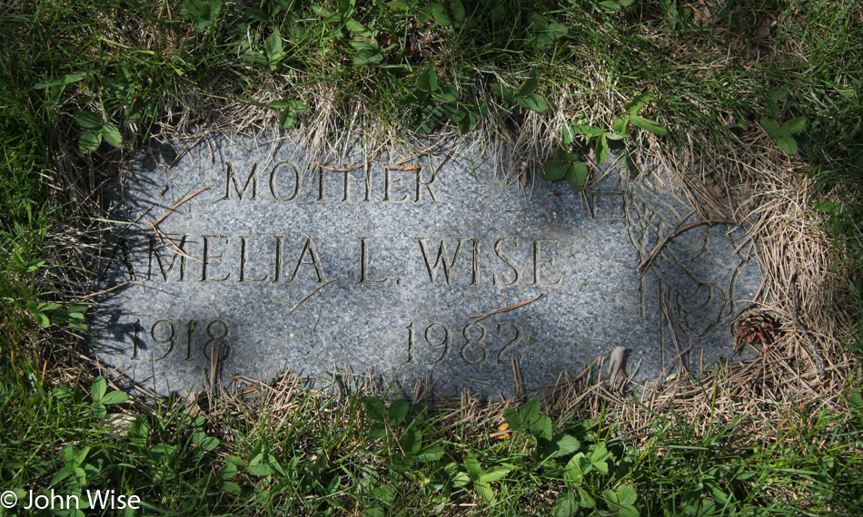 Amelia Wise grave at Mount Olivet Cemetery in Buffalo, New York
