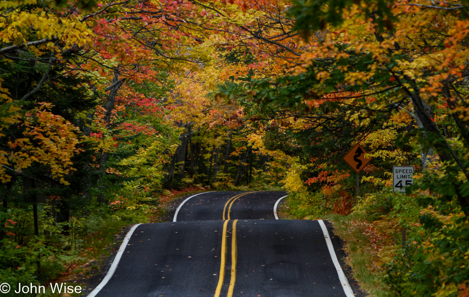 Driving south on US-41 on the Upper Peninsula of Michigan