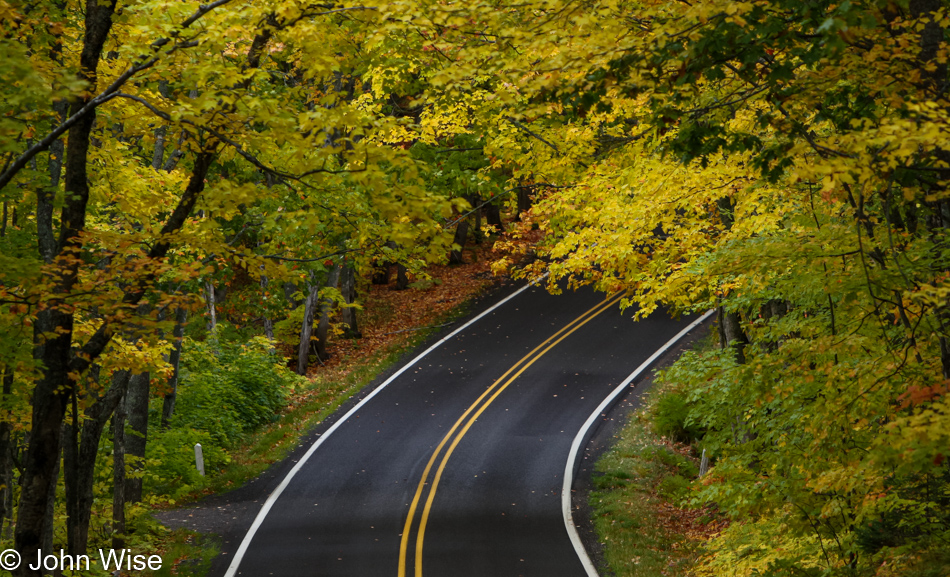 Driving south on US-41 on the Upper Peninsula of Michigan