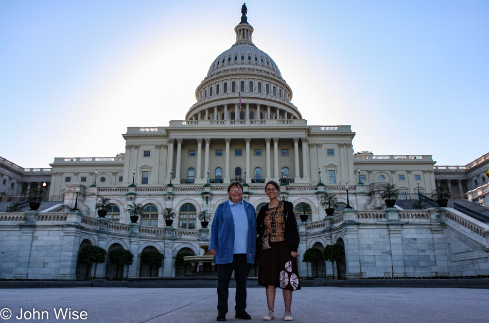 Caroline Wise and Jutta Engelhardt at the U.S. Capitol building in Washington D.C.