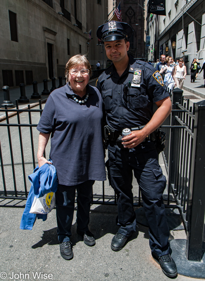 Jutta Engelhardt with a NYC policeman