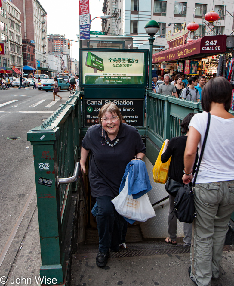 Jutta Engelhardt leaving the subway in New York City