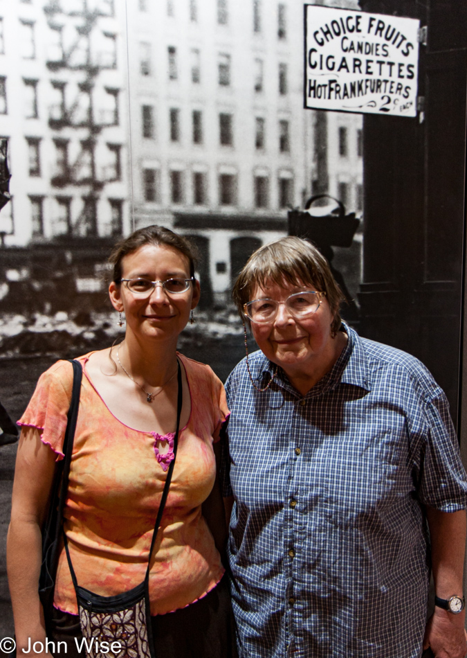 Caroline Wise and Jutta Engelhardt visiting Ellis Island in New York 