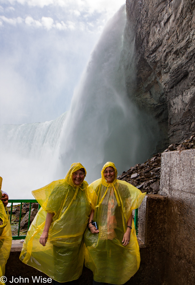 Jutta Engelhardt and Caroline Wise at Niagara Falls