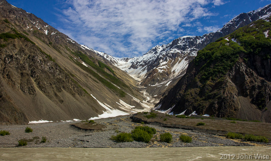 River left on the Alsek in Tatsheshini-Alsek Provincial Park in British Columbia, Canada