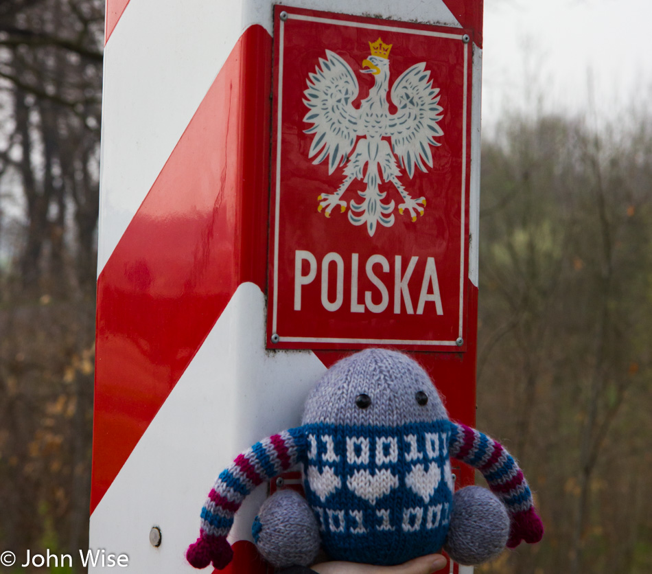 Mr. Robot on the Polish border