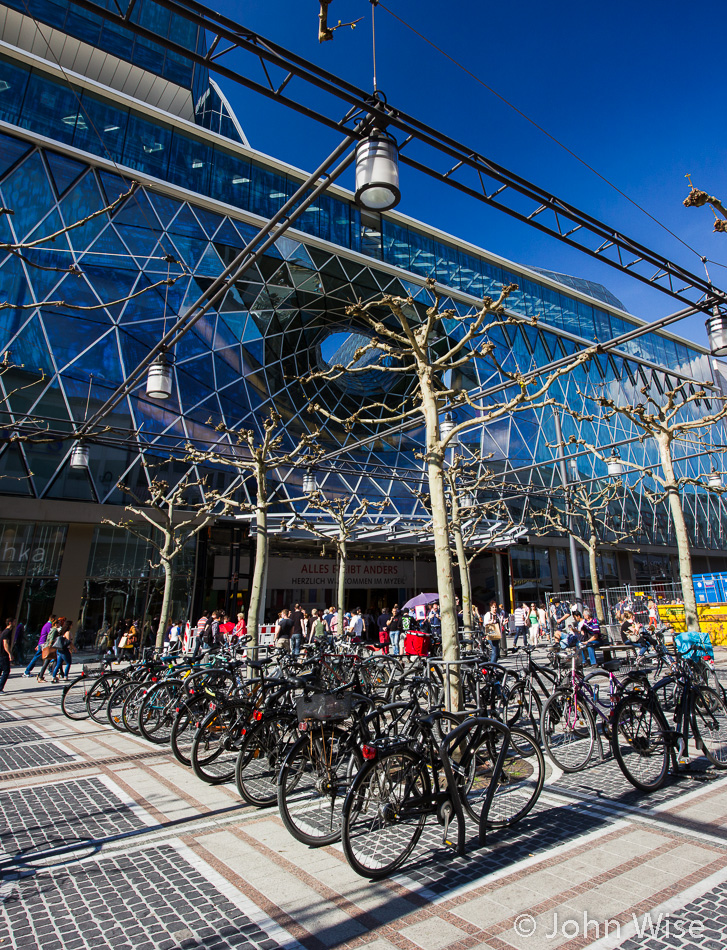 An alien portal to another dimension in a parallel universe is situated right on Zeil in Frankfurt, Germany