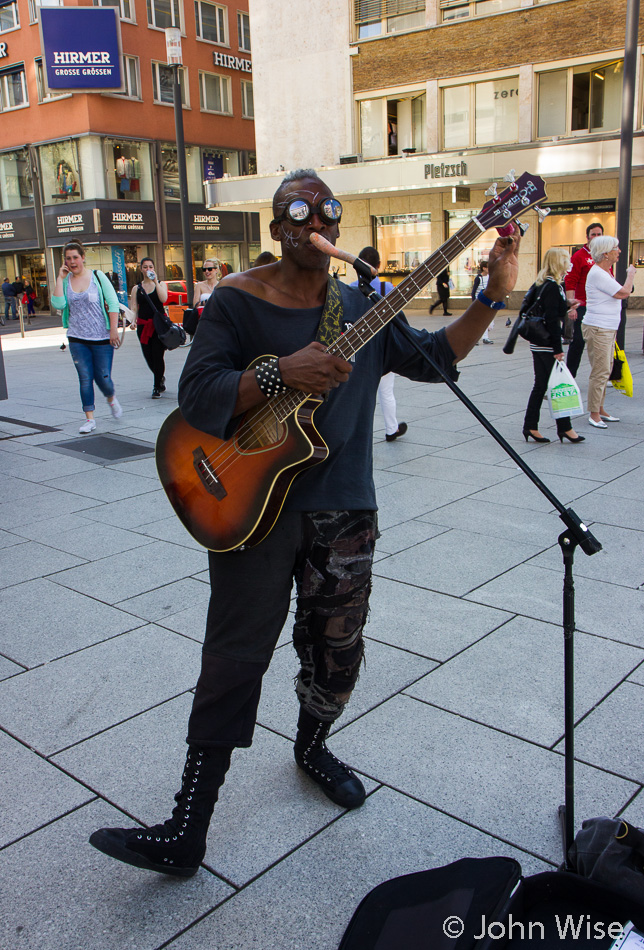 Phoenix The Devourer busking out the tunes on Zeil in Frankfurt, Germany