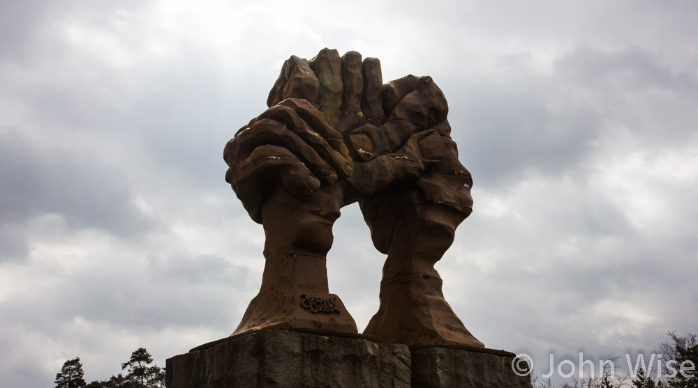 Die Wölbung der Hände (The Curvature of the Hands) is a monument that stands at the former West German / DDR border near Helmstedt