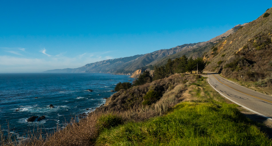 Highway 1 travelling north from Lucia to Big Sur