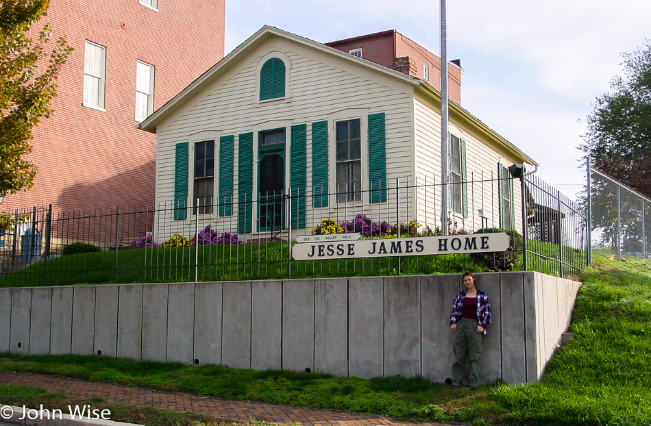 Caroline Wise standing in front of the Jesse James Home in St. Joseph, Missouri