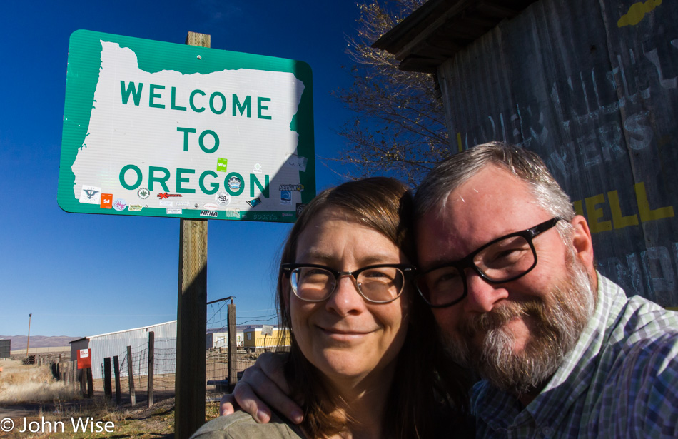 Caroline Wise and John Wise at the Oregon state border