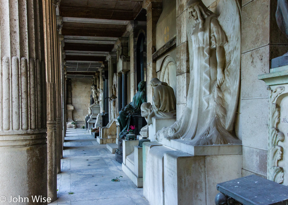 Fiume Road Cemetery in Budapest, Hungary