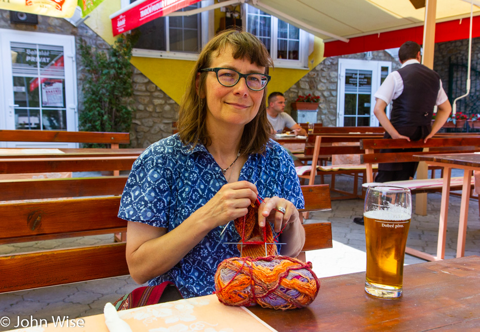 Caroline Wise knitting in Slovakia