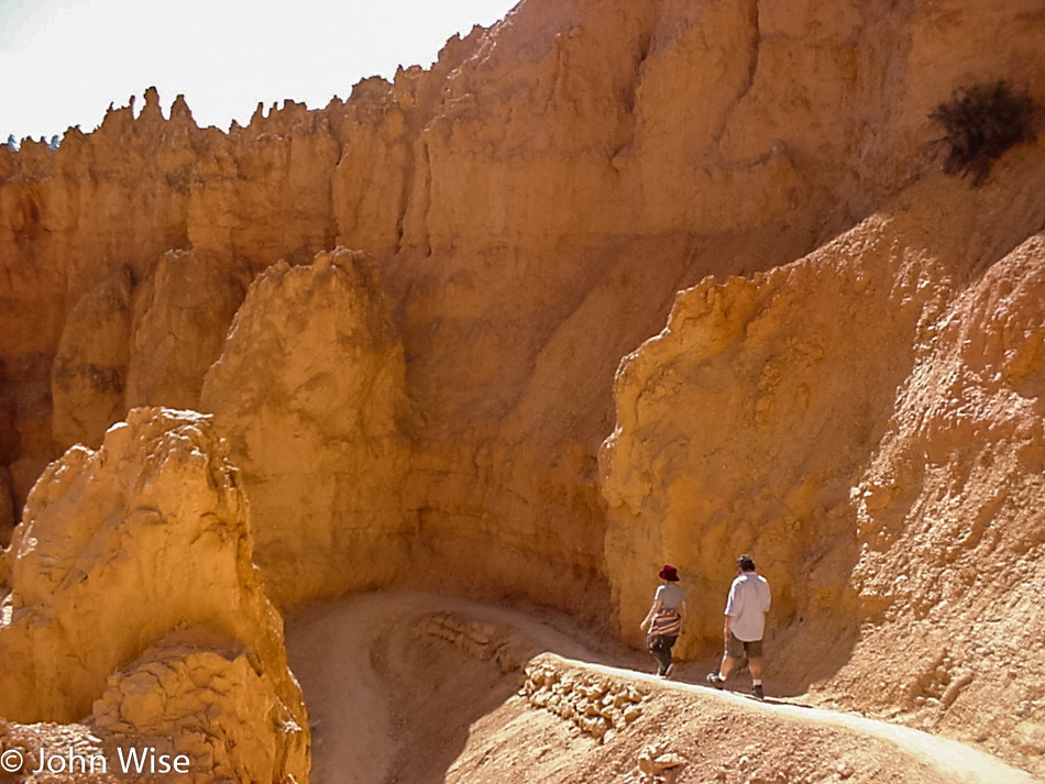 Caroline Wise and John Wise in Bryce National Park in Utah