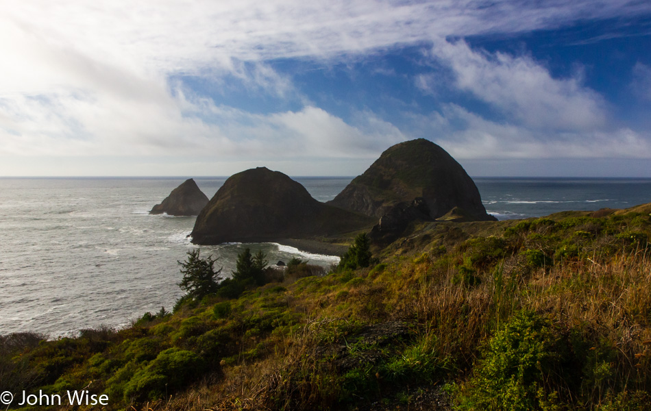 Sisters Rock Viewpoint on the Oregon Coast