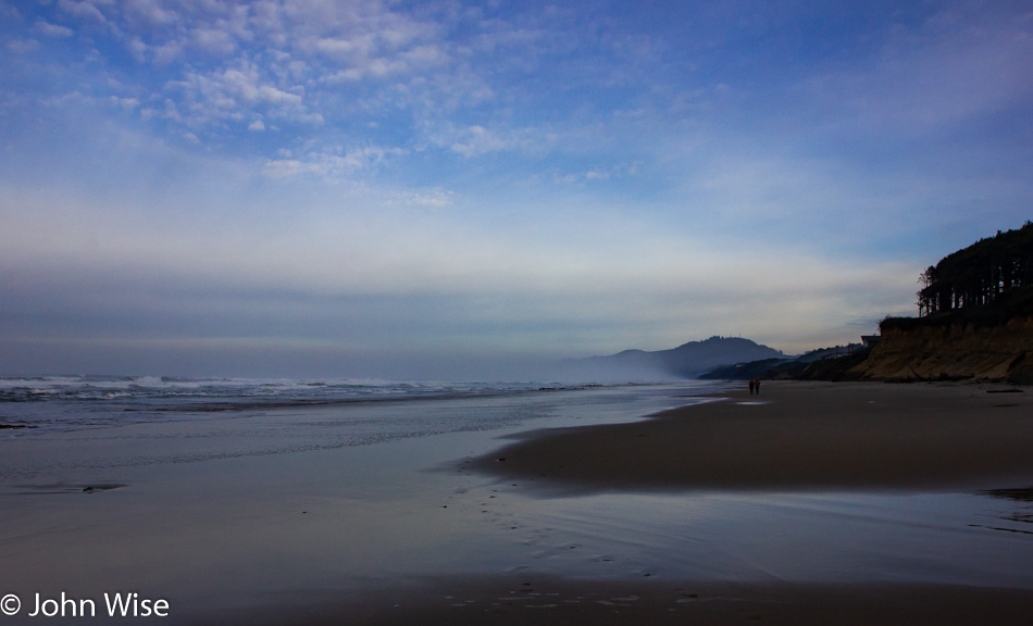 Beach at Moolak Shores Inn north of Newport, Oregon