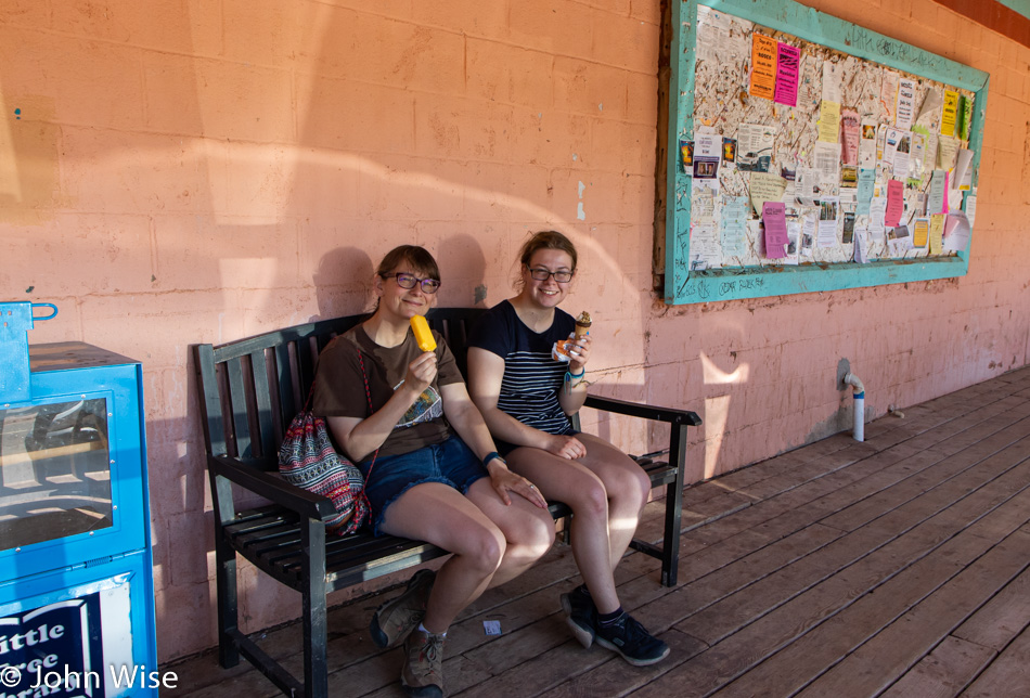 Caroline Wise and Katharina Engelhardt at Red Rock Trading Post in Red Valley, Arizona