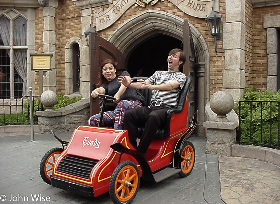 Ruby and Axel Rieke at Disneyland in year 2000