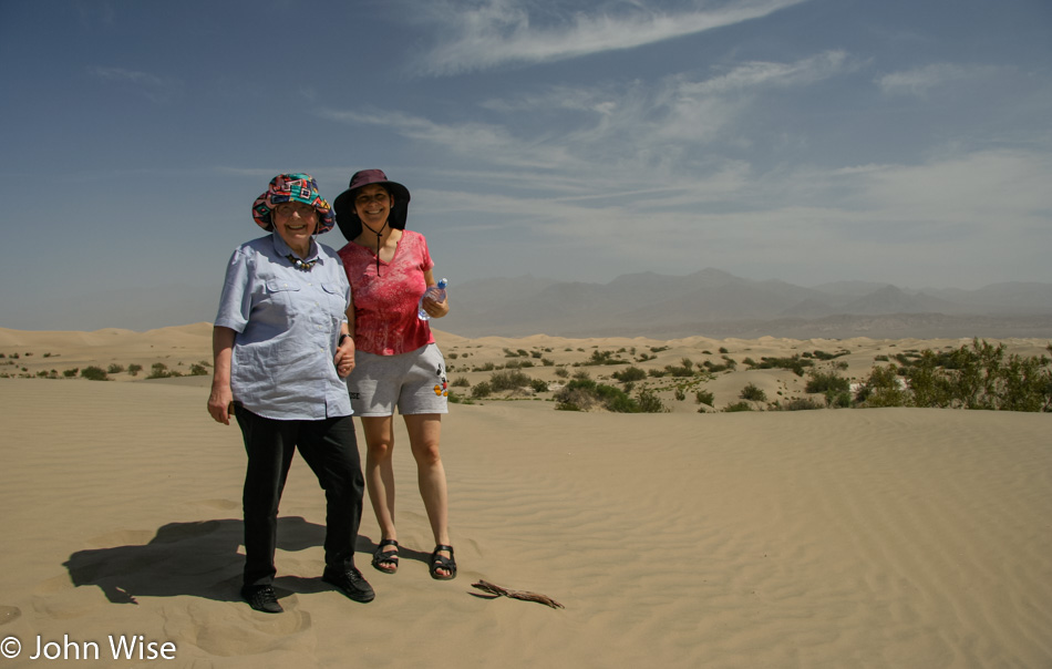 Caroline Wise and Jutta Engelhardt in Death Valley National Park California 2005