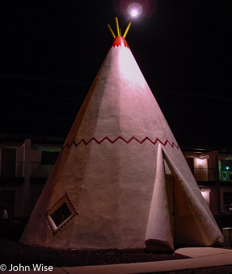 Wigwam Motel in Holbrook Arizona year 2001