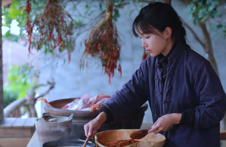 Li Ziqi YouTube Phenom