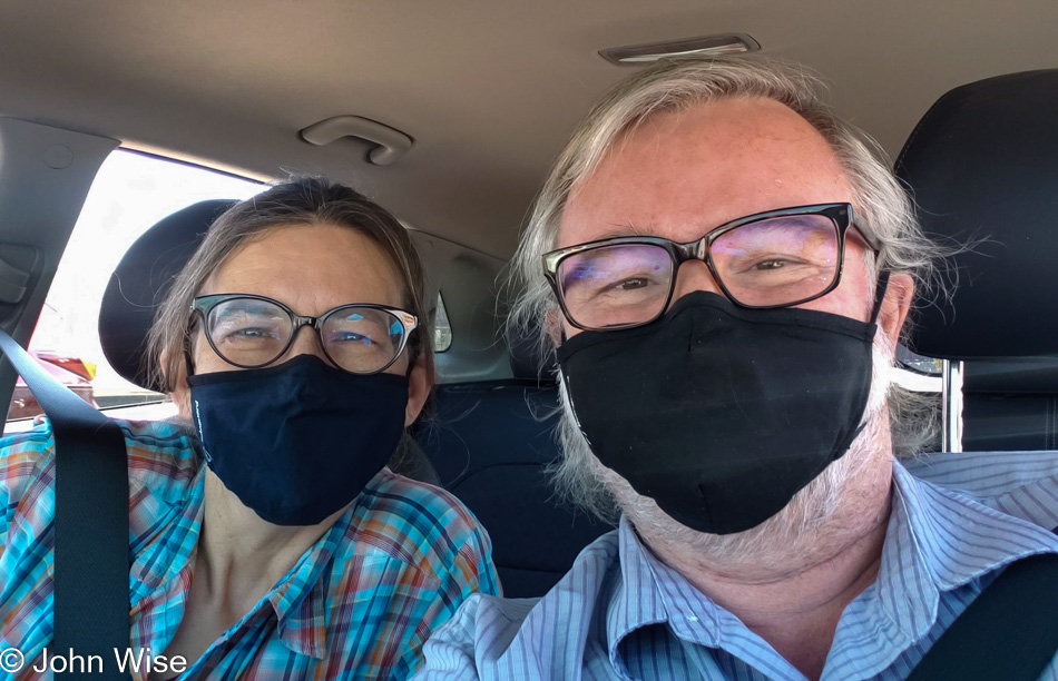 Caroline and John Wise about to receive COVID vaccine