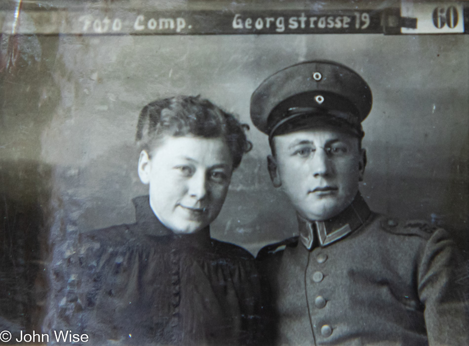 Helene "Lenchen" Linnenkohl nee Vespermann with her brother Friedrich Vespermann in Germany