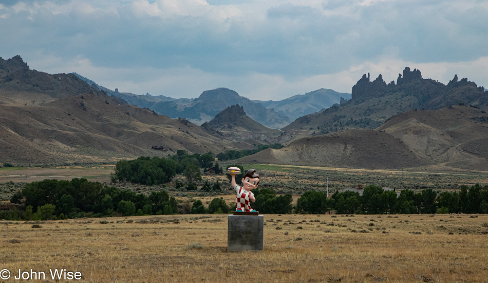 Road to Yellowstone with Bob's Big Boy standing tall in Wapiti, Wyoming