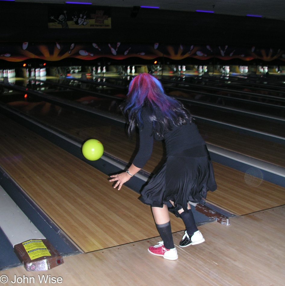 Rinku Shah bowling in Phoenix, Arizona