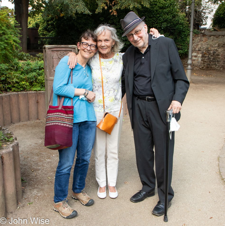 Father Hanns Engelhardt, Caroline Wise, and Vevie in Geisenheim, Germany