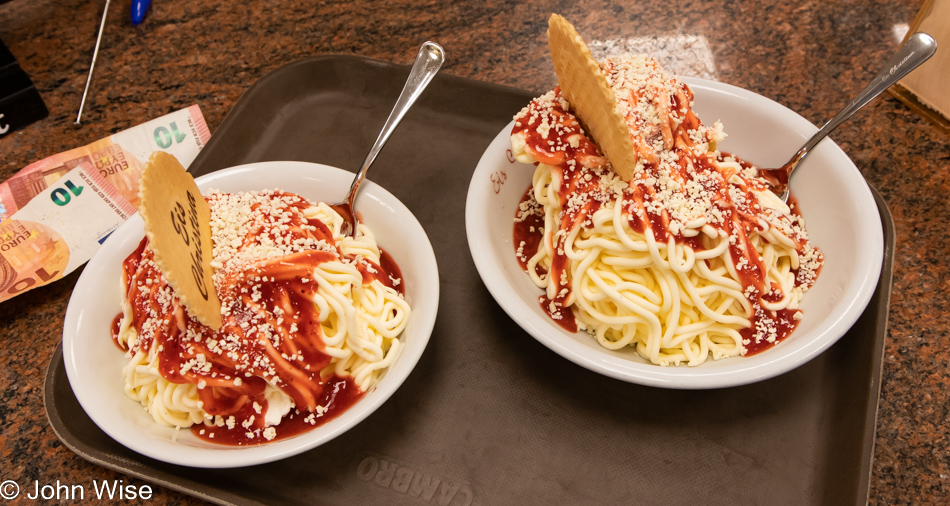 Spaghetti Eis in Frankfurt, Germany