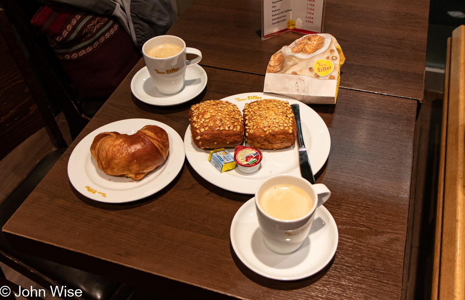 Breakfast at Eifler Bakery in Hauptbahnhof Frankfurt, Germany