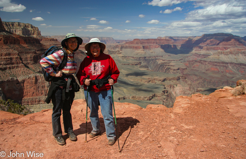 Caroline Wise and Jutta Engelhardt in the Grand Canyon National Park, Arizona