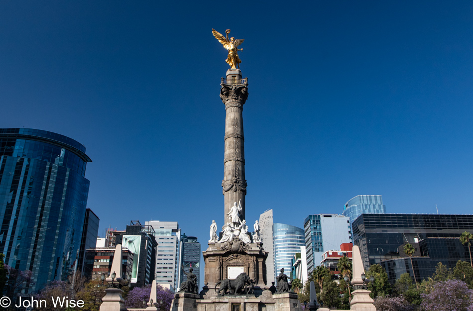 Avenue Paseo de la Reforma and the The Angel of Independence in Mexico City, Mexico