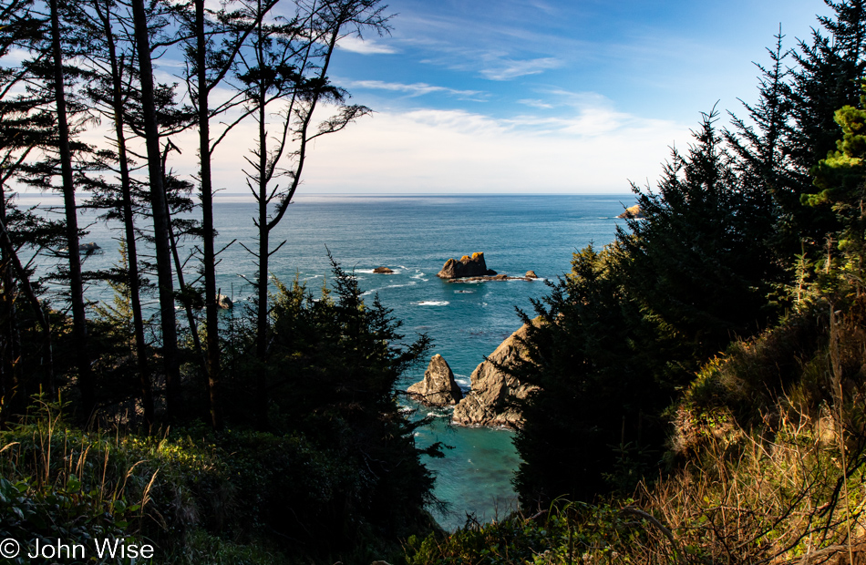 Arch Rock to Secret Beach Trail in Brookings, Oregon