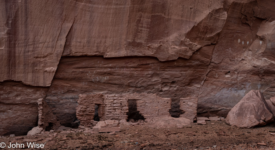 Many Hands Ruin in Mystery Valley, Arizona